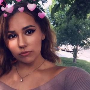 Meet your Posher, Kiersten